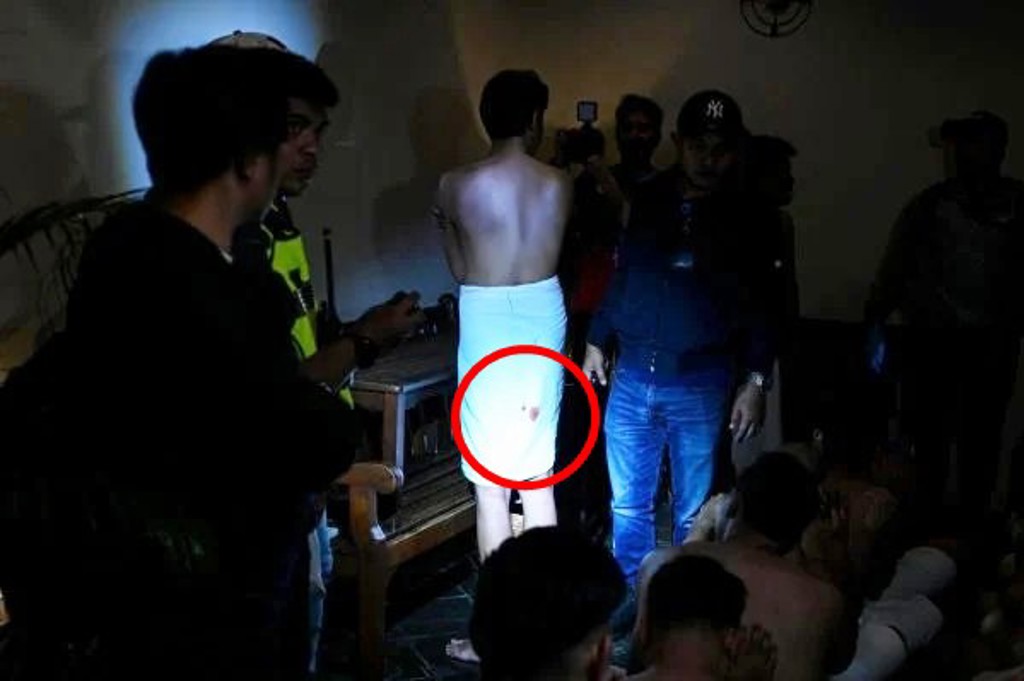 警破「男男同志趴」浴巾上血跡惹議 網友驚呼:痔瘡破了