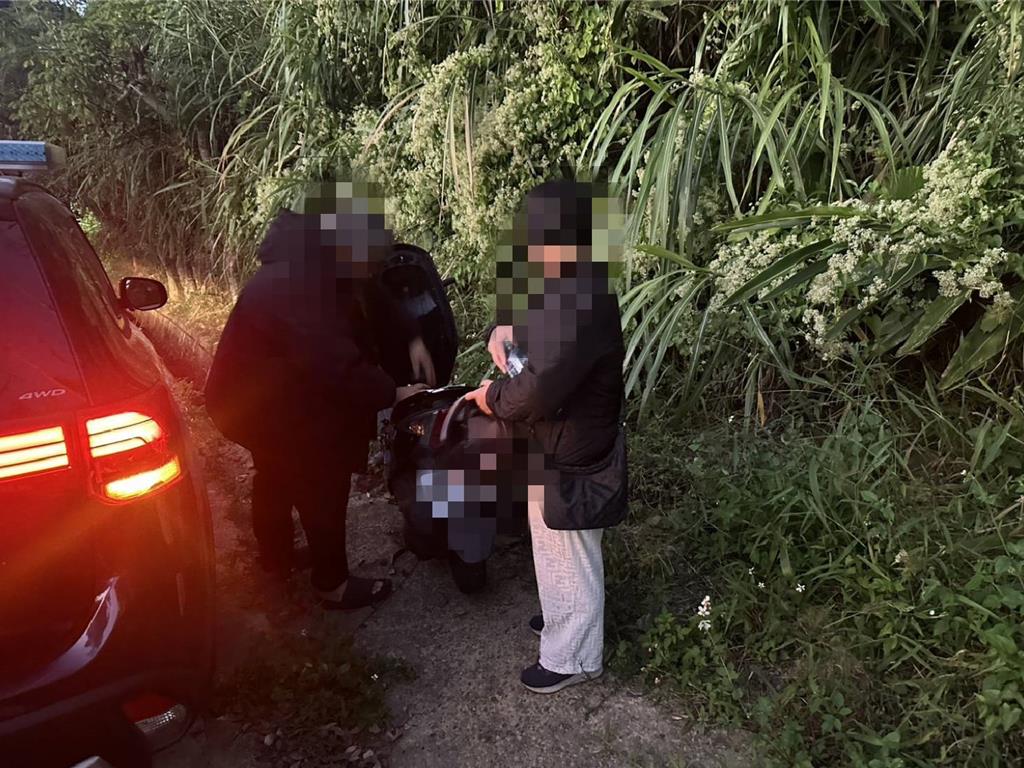 酒桶山輕旅行變驚魂記　太平警助拋錨夫妻脫困