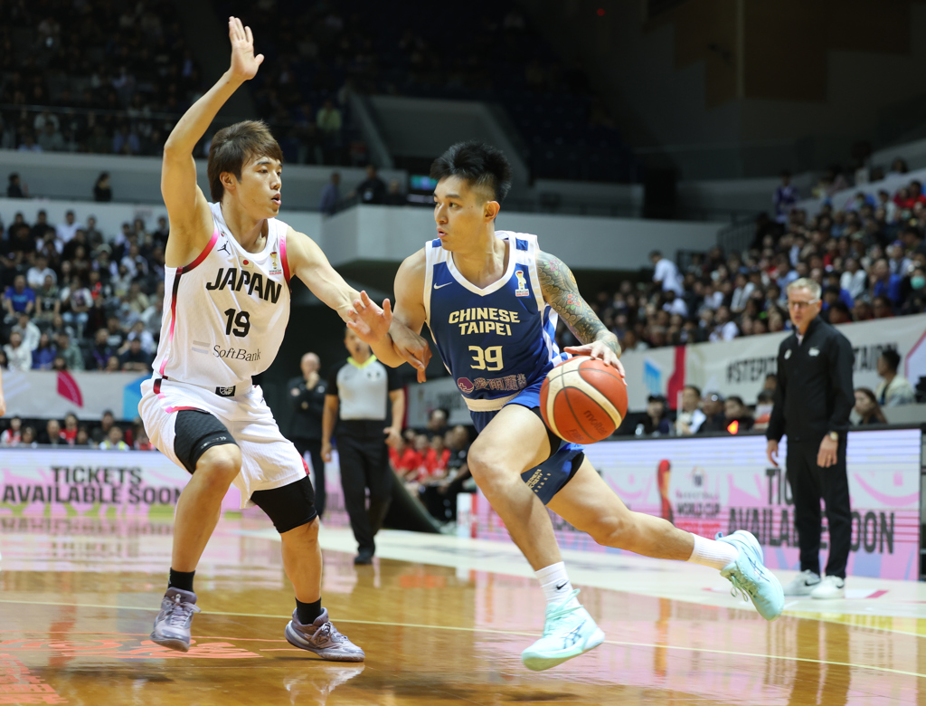 世界盃男籃資格賽》3人犯滿畢業！中華不敵日本吞2連敗