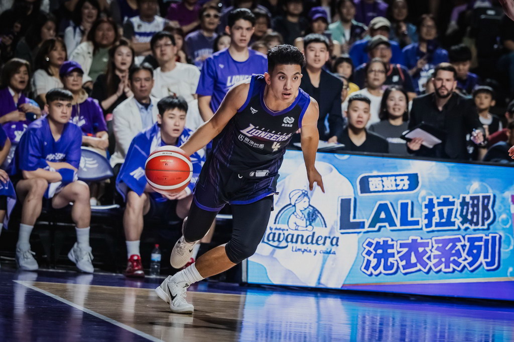 職籃球星高國豪傳私約二嫂!3兄弟「二打一」街頭大亂鬥 互告傷害