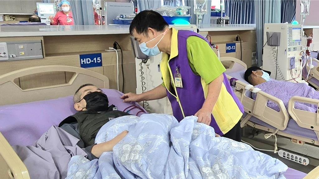 台北醫院志工隊獲衛福部、新北獎項肯定 269位志工深耕服務35年