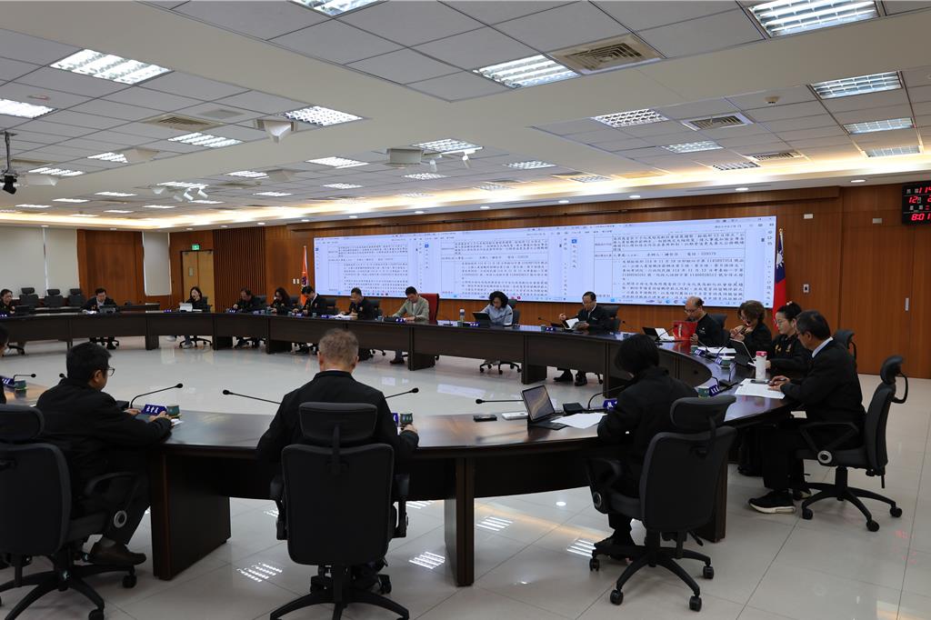 香港大火殷鑑!苗栗縣府檢視法規 研議外牆防火材質規定