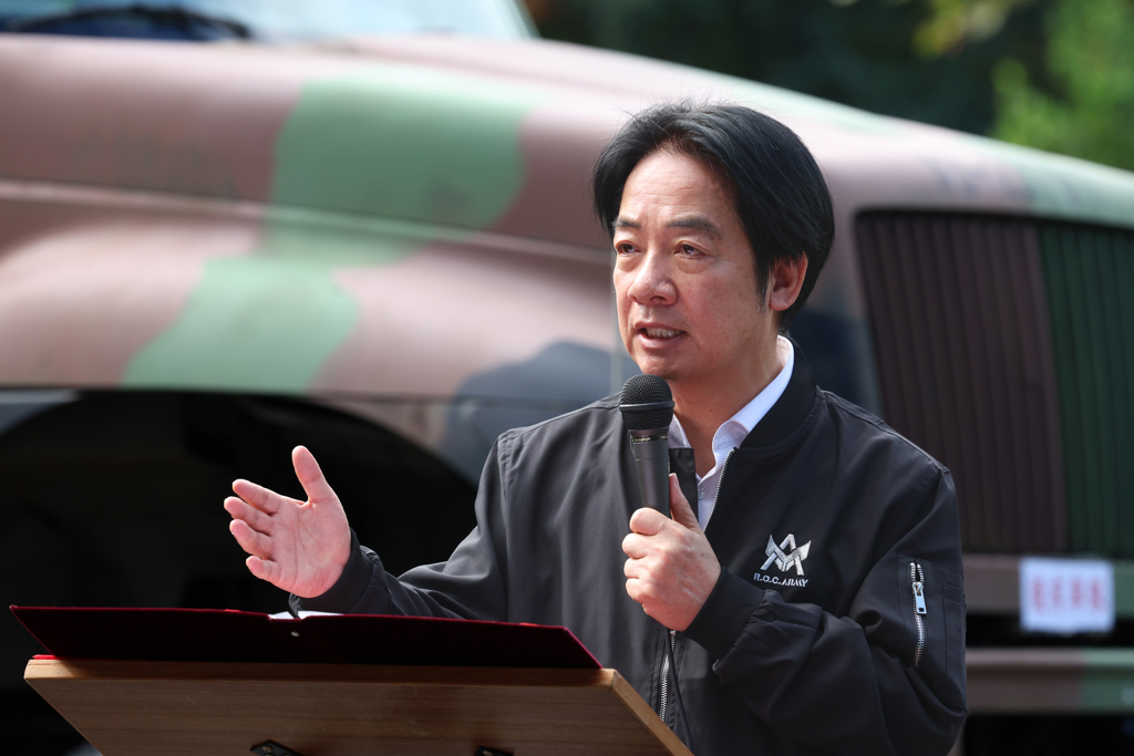 藍白要賴赴立院國情報告「即問即答」  政院：違憲