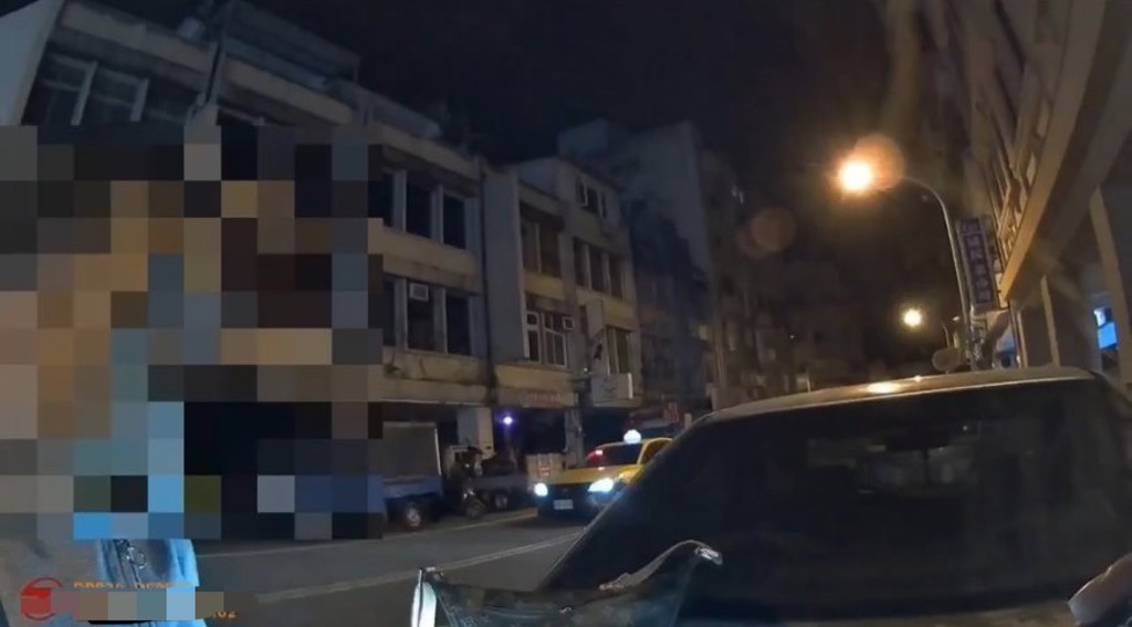 可惡！毒蟲偷手機還變賣 花蓮警鷹眼識破人贓俱獲