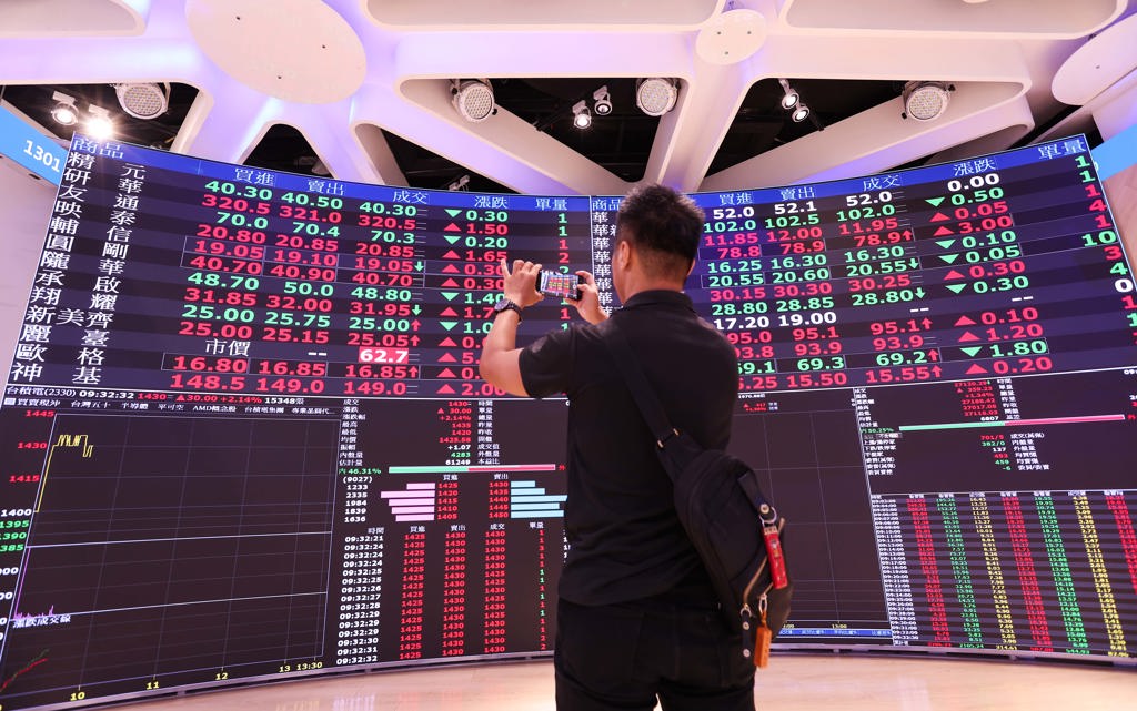 罕見!台股今爆63億盤後鉅額交易 今年累計9722億創新高