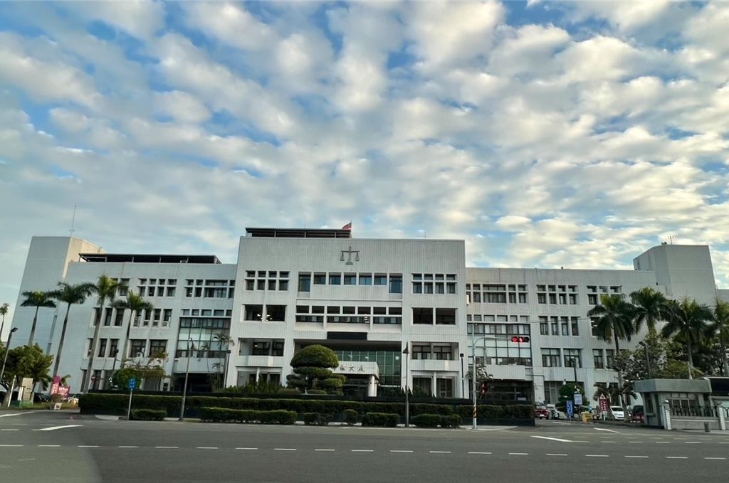 台大光電準碩生遭竄改「放棄錄取資格」   竟是大學同學惡搞