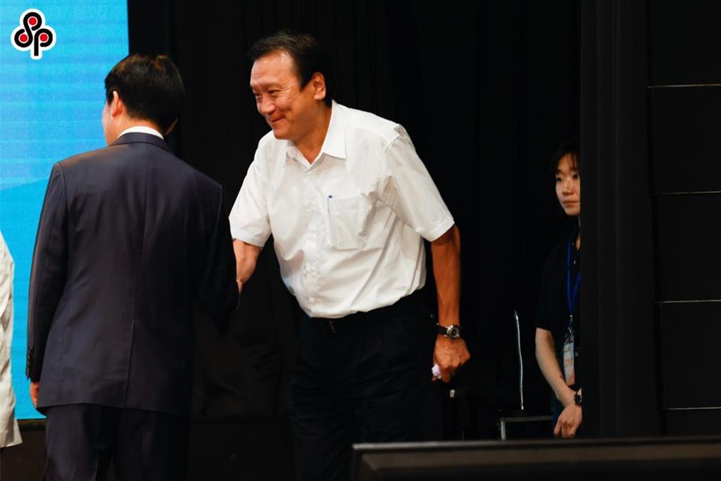 中研院長遴選 陳建仁恐見光死 學者預估朱敬一當選機會大