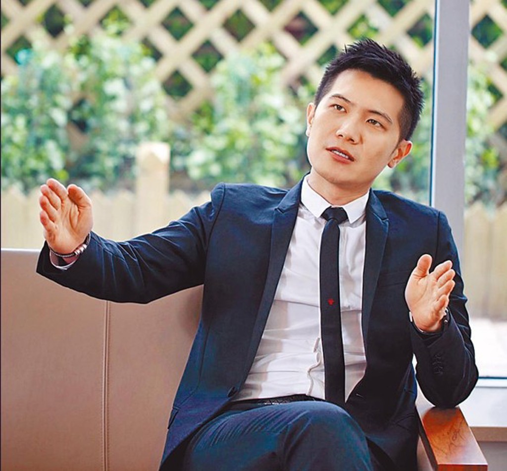 溢價30億購京華城土地案 沈輝庭50萬元交保