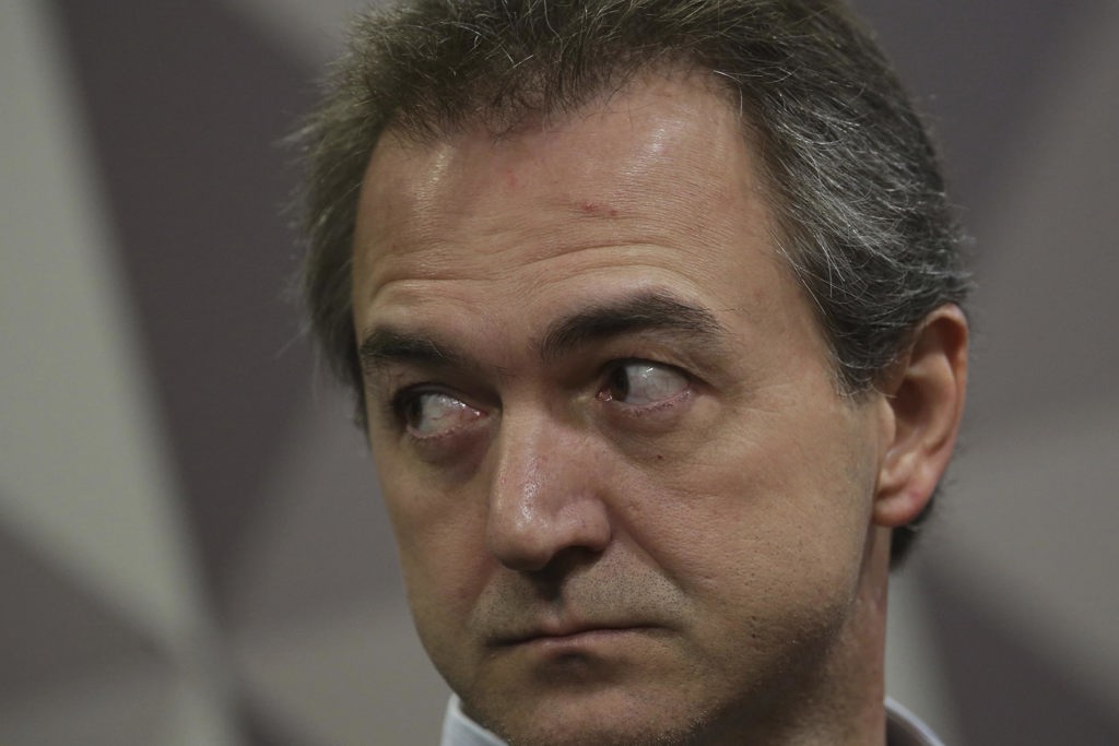 勸馬杜洛下台 免美動武 億萬富豪出馬了