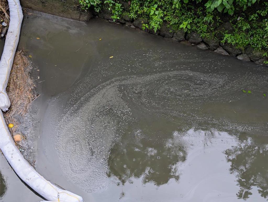 基隆河油汙2日內清完！台水應變措施一次看 不再怕缺水