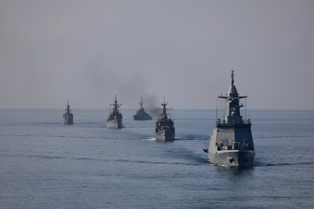 外媒誤讀陸艦隊例行演訓 張競：少見多怪