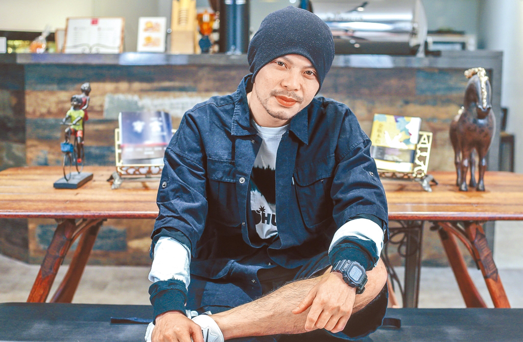 黃明志的「神祕後花園」宣布開放!為泰馬洪災救援:能幫盡量幫