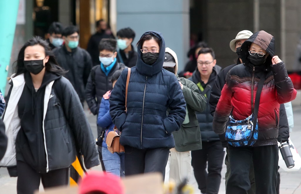 UNIQLO、ONE BOY有勁敵?專家推這牌機能外套「平價Gore-Tex」