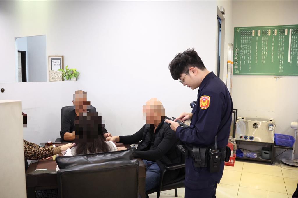 棋牌社籌碼換取現金屢罰不改 蘆洲警強勢斷水電清場