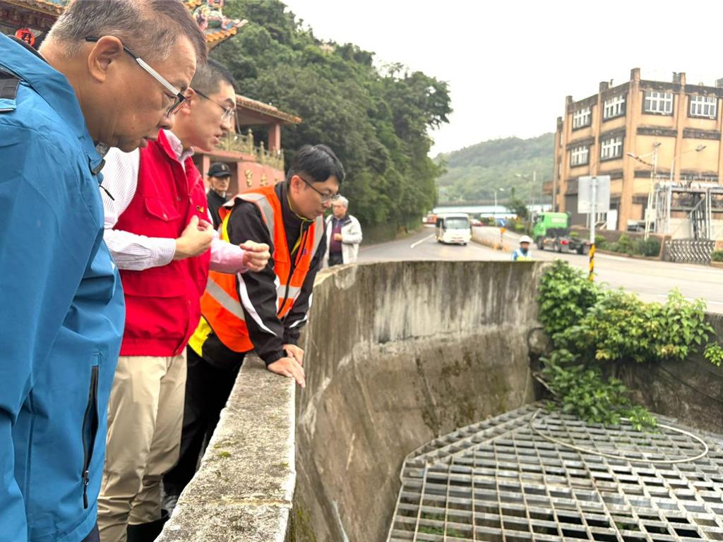 基隆河汙染明水質採樣 謝國樑籲強化水質監控