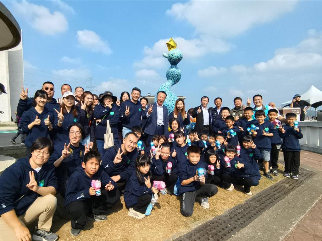 嘉縣仁義潭新陶藝地標揭幕 台水點名優養化隱患 水質成焦點