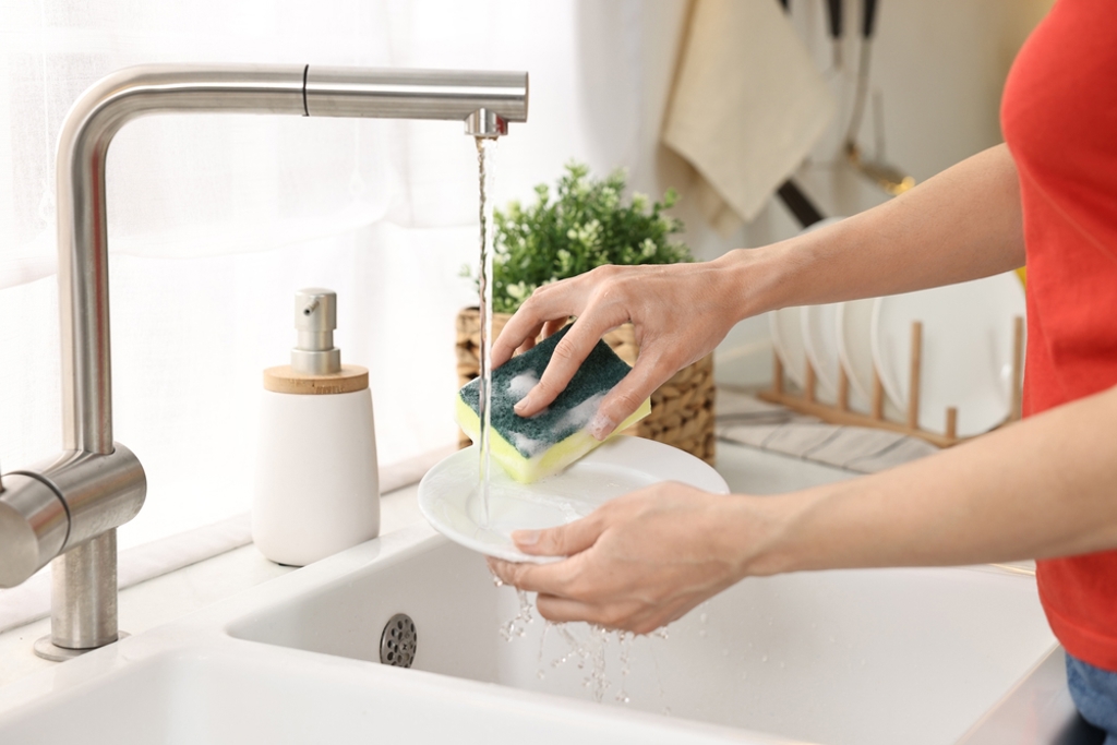 洗碗精不只能洗碗 家事達人曝2隱藏功能：太實用