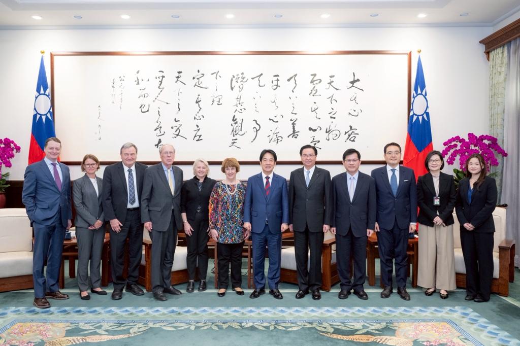 【接見美NCAFP訪團】賴總統：續推國防改革 深化民主夥伴關係