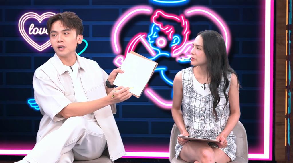 熊熊被迫收桃紅風衣怒吼「剋命」 張立東被問直男NG題遭嫌不夠愛