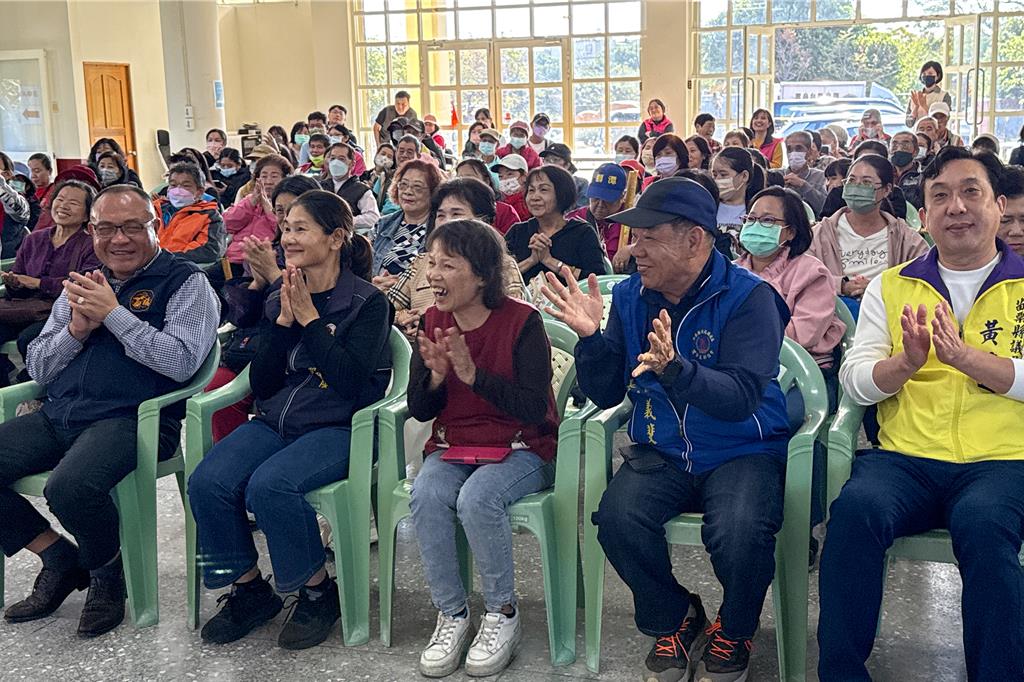 逾200鄉親嗨翻!蔡衍明愛心基金會公益演唱會後龍登場
