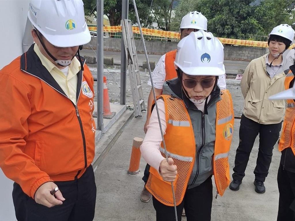 花蓮馬太鞍溪堰塞湖災後重建 劉世芳:中繼屋明年1月可入住