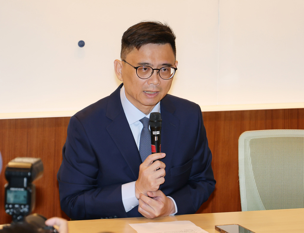 兒涉霸凌 賴瑞隆開記者會致歉 吳子嘉:他犯下一個重大缺點