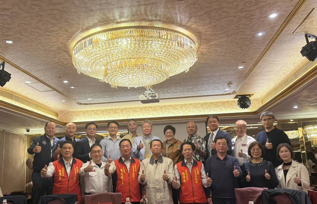 救護義消忘年會！表揚無名英雄 莫懷祖：救護量能再提升