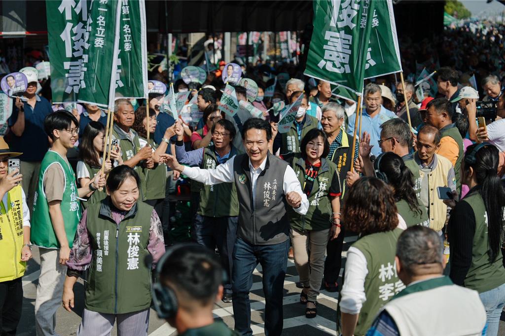 民進黨台南市長參選人林俊憲7日成立後壁區後援會。(林俊憲競選團隊提供/程炳璋台南傳真)