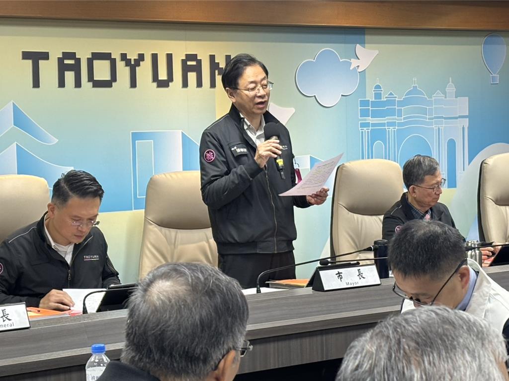 桃園市長張善政17日宣布，市府將在18日完成第2次永續發展債券的掛牌，發行規模將提升至48億元。（姜霏攝）