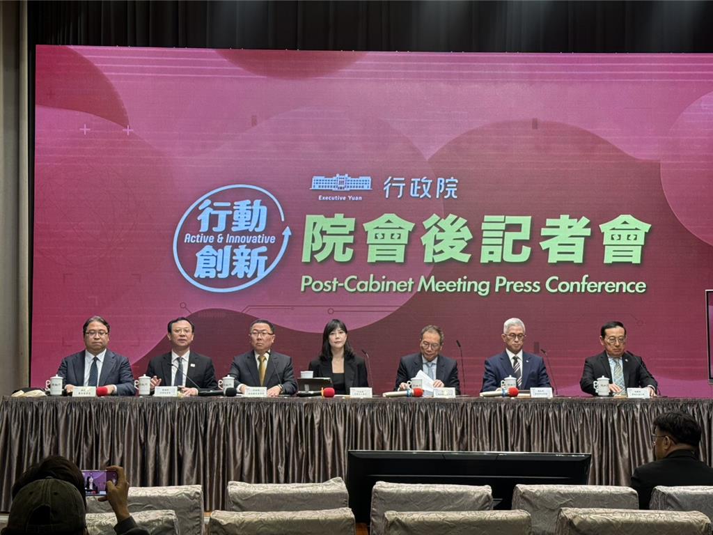 行政院召開院會後記者會。(張薷攝)
