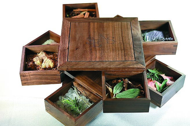 星．光．美．饌－以香氣牽引的感官之旅！台北米其林一星「SENS」冬季菜單開箱 - 產業特刊 - 工商時報