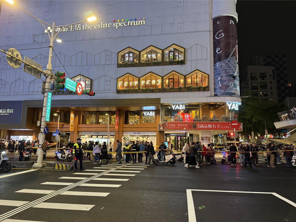 眾人疑惑若當時有人開車撞死張文，駕駛是否須負刑責。（圖／資料照）