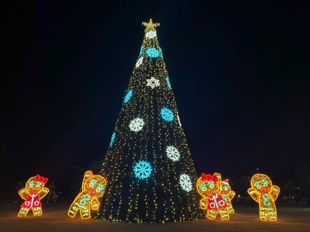 薑餅人守衛隊為聖誕添加色彩。　圖：新北市政府水利局／提供