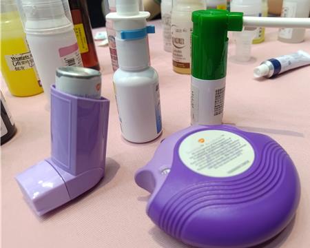 氣喘救命藥將退出台灣？真相揭發藥價低與環保策略無關