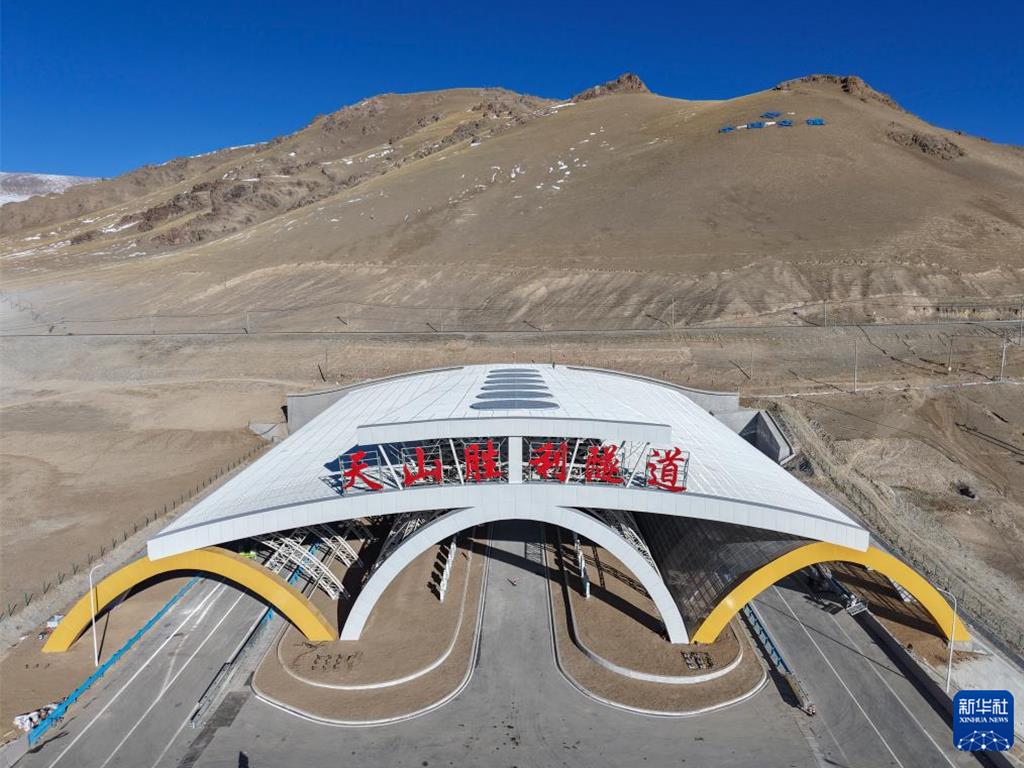 ��������ٹ�·������Խ��ɽ20����  ȫ��ͨ��