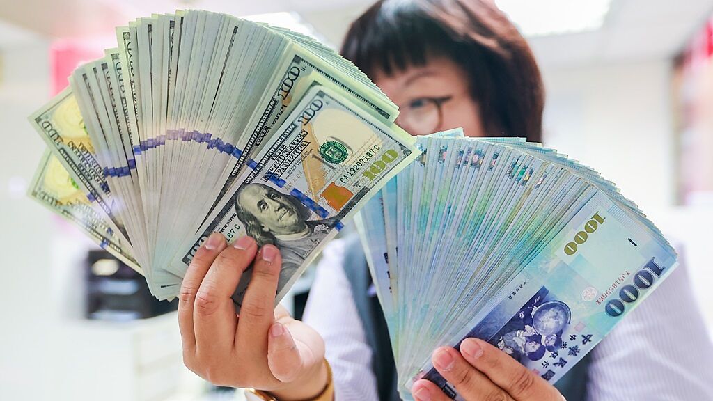 台股創高法人落跑?外資冷眼、投信連22賣 最新動向曝光