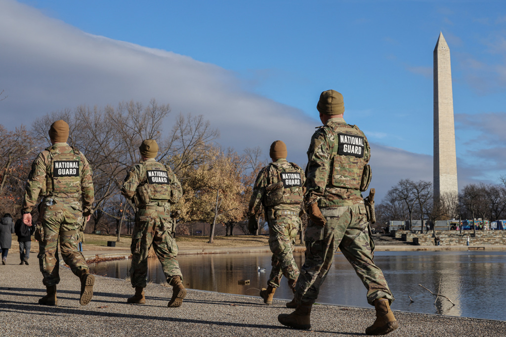 法院不挺 川普撤離部署芝加哥、洛杉磯、波特蘭國民兵