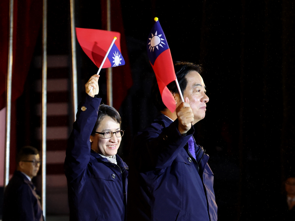 總統府有「修正液小組」?江怡臻:賴把憲法變維基百科