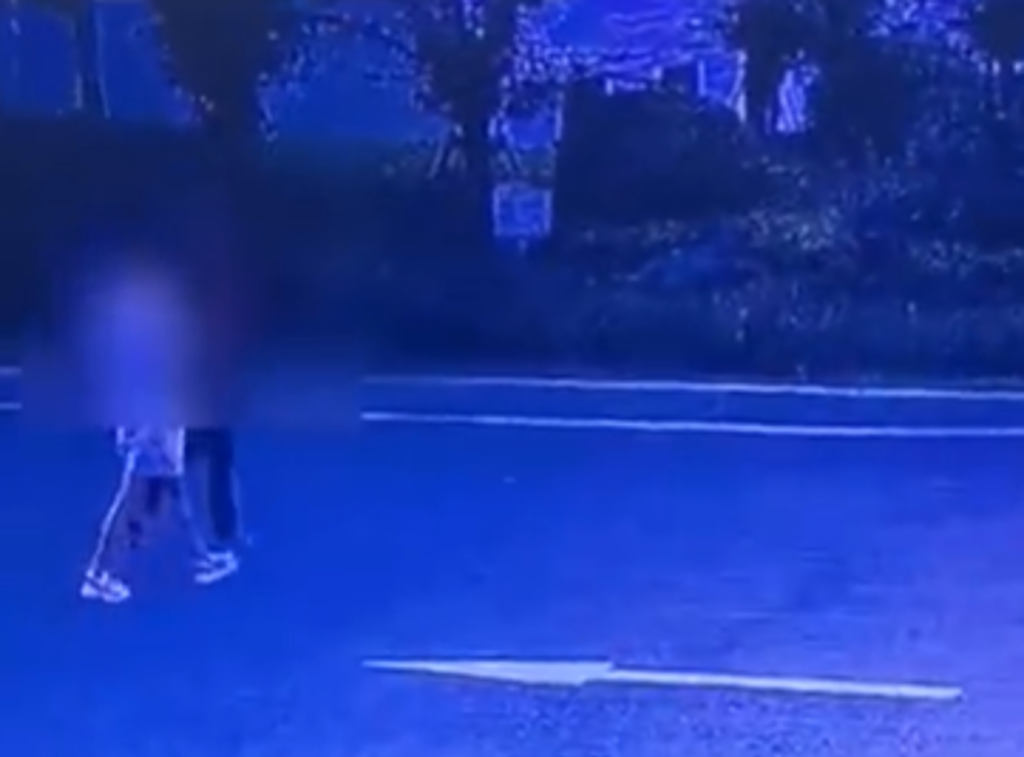 與異性出沒停車場!陸人妻控酒店洩監視器影像 險害離婚