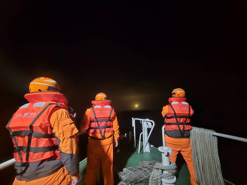 F-16V飛官辛柏毅墜海 潛水教練曝:未穿防寒衣2小時就會發抖