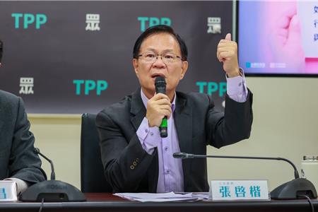 嘉義市選張啓楷推兩項社福政策:國中小Nutrition午餐免費及65歲以上長者健保全額補助