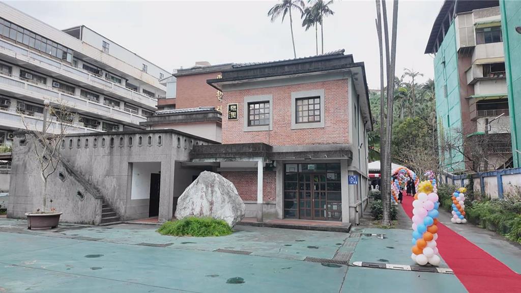 基隆光隆家商轉型日照中心今揭牌 48長者在地安老