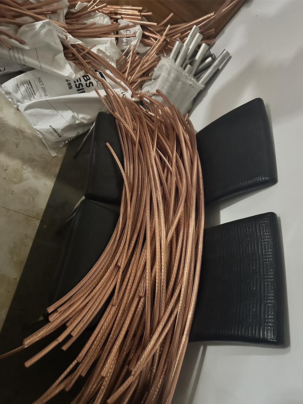 北市工地暗夜遭竊! 大安警逮4嫌查扣銅條200公斤