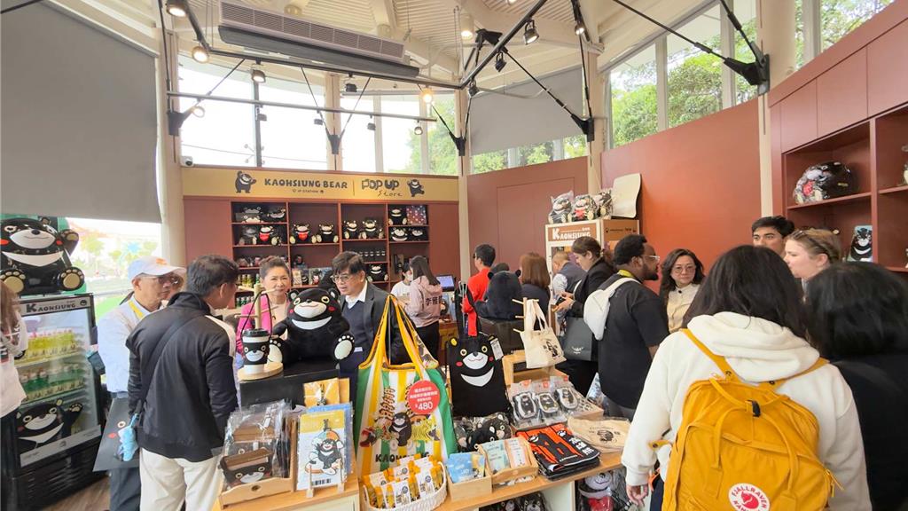 高雄熊萌經濟發威!周邊商品單月業績衝百萬