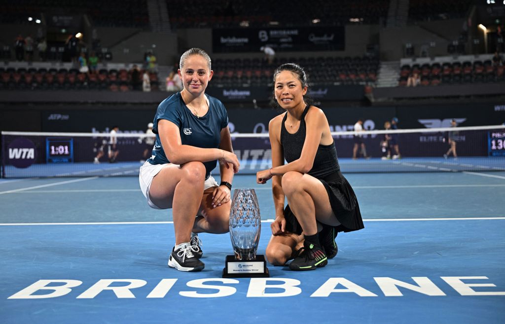 布里斯本網賽》無懼歲月!謝淑薇攜手O妹直落二封后