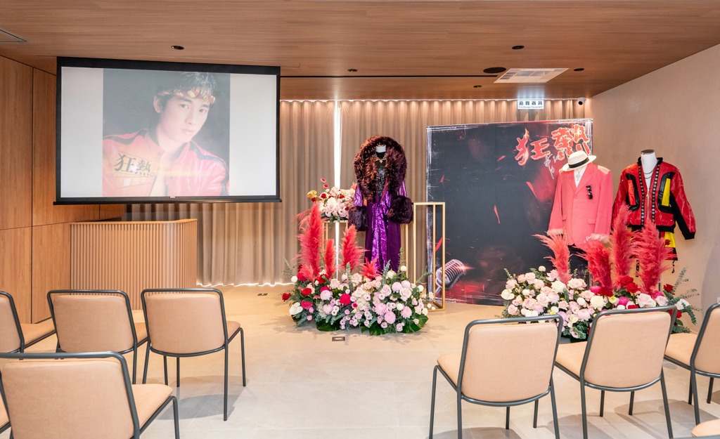 曹西平靈堂開放首日「0藝人、親友現身」 禮儀公司:僅10粉絲到場