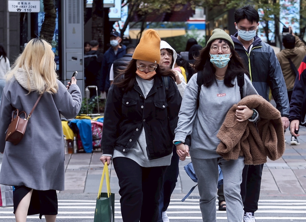 今起回暖!氣象署曝周末再變冷 2地降溫又下雨