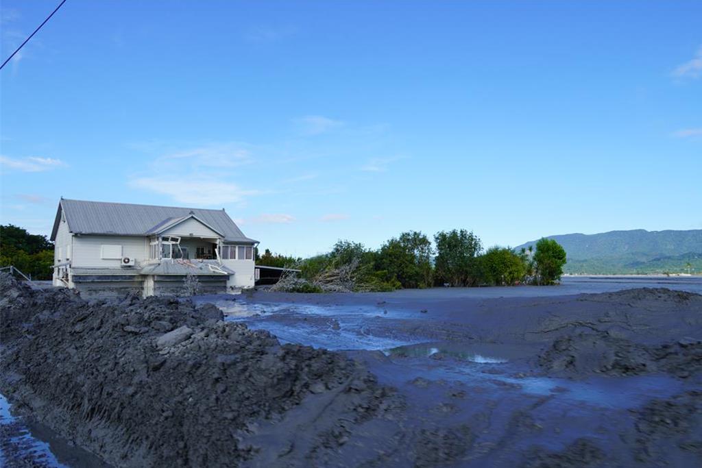 馬太鞍堰塞湖潰決釀19死 檢調搜索鄉公所 災民盼還原真相咎責