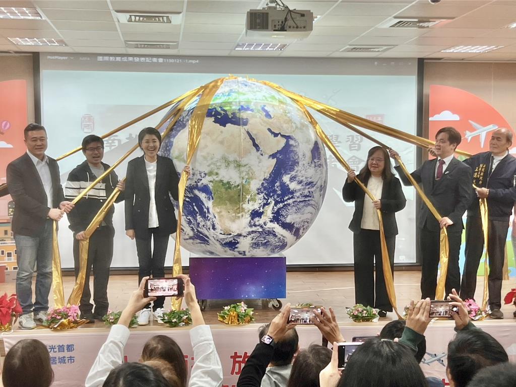 許淑華推國際教育!學子足跡遍及歐美澳 2年50人獲獎助學金