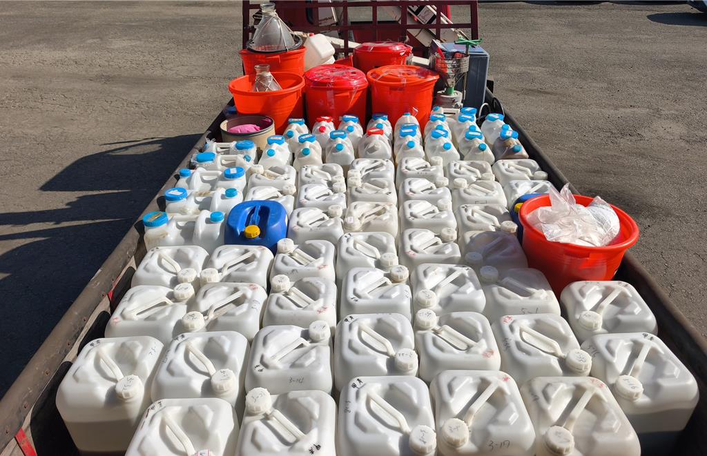 製毒集團狂購「感冒藥」煉毒 警破製毒工廠查獲市價2千萬安毒